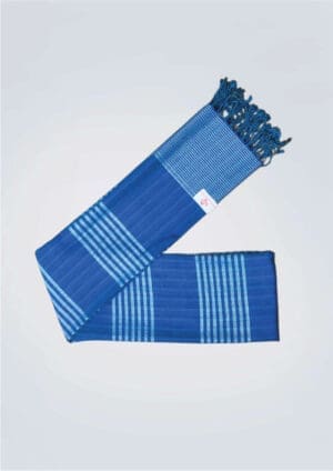 Echarpe foulard coton Krama du Cambodge Samout bleu ciel et bleu nuit