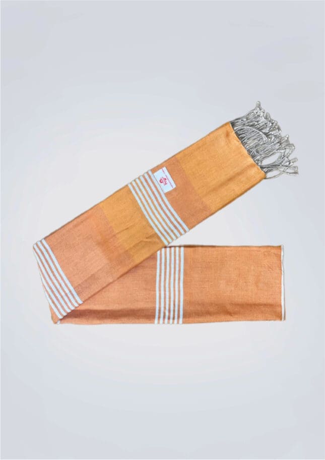 Schal Krama Baumwolle aus Kambodscha Tukrauch orange und weiss 55x180 cm – Bild 2