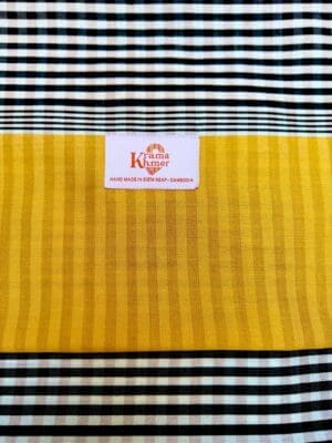 Echarpe foulard coton Krama du Cambodge en soie et coton Krama jaune et noir